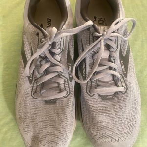 New Men’s Brooks Glycerin 18 size 11.5 running shoes